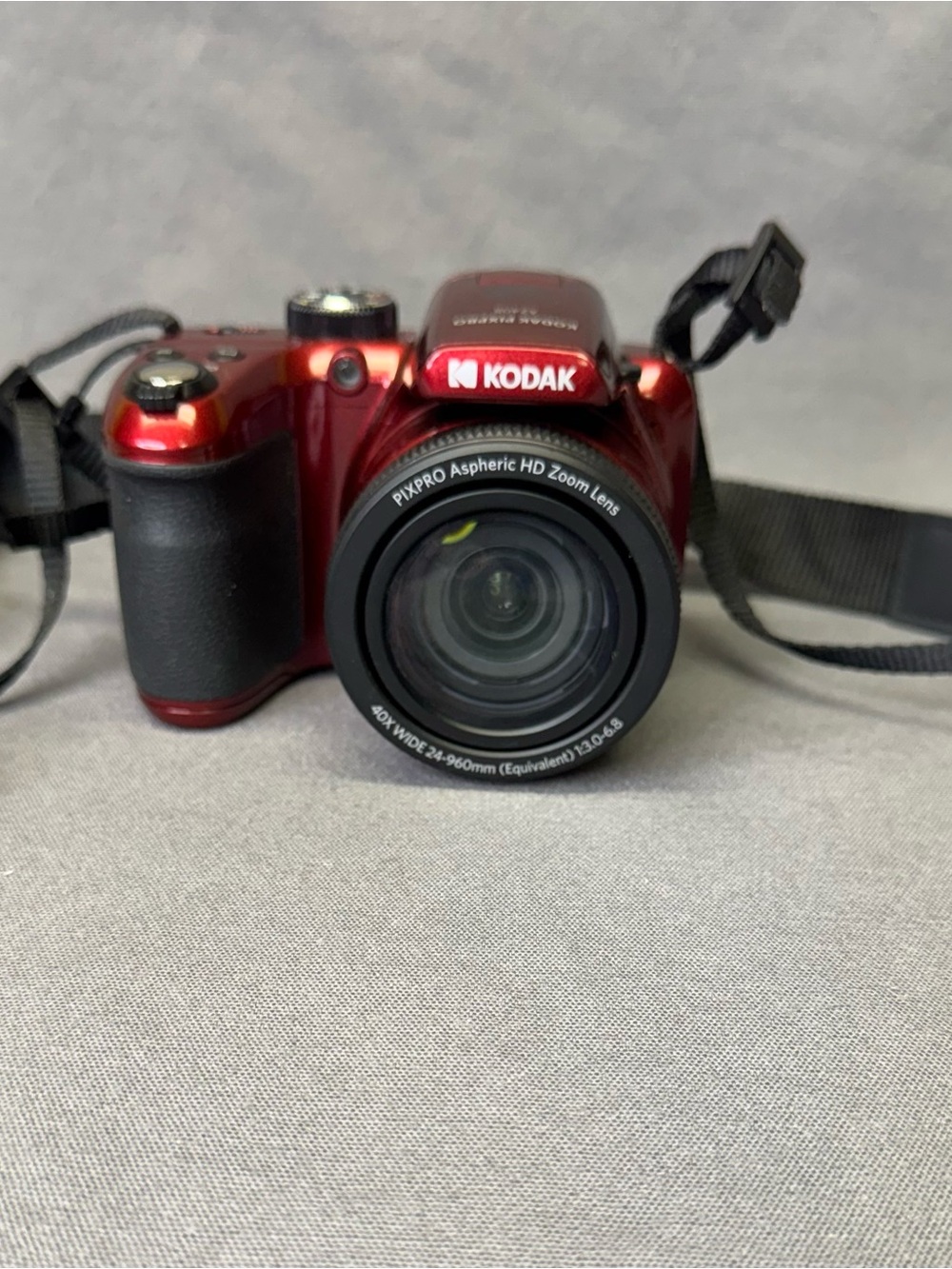 Kodak PIXPRO AZ405 Bridge Camera Red 40x Optical Zoom Built-in Flash Wide Angle